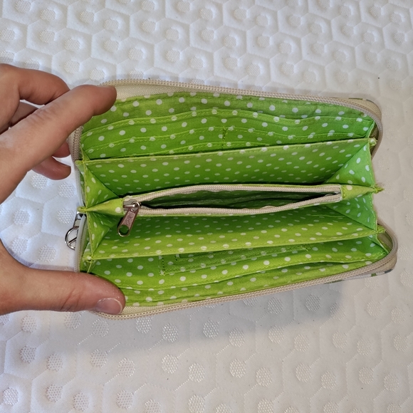 Bungalow 360 sea turtle zip wallet - Picture 3 of 6